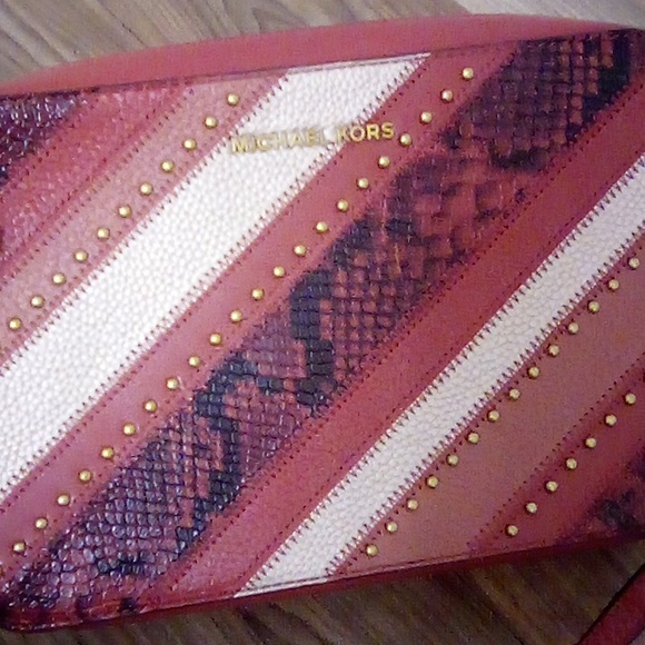 Michael kors nwots crossbody - Picture 3 of 5